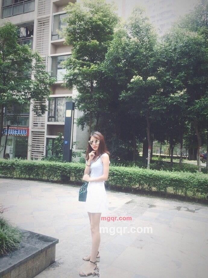 胡梦梦梦梦的第2张照片