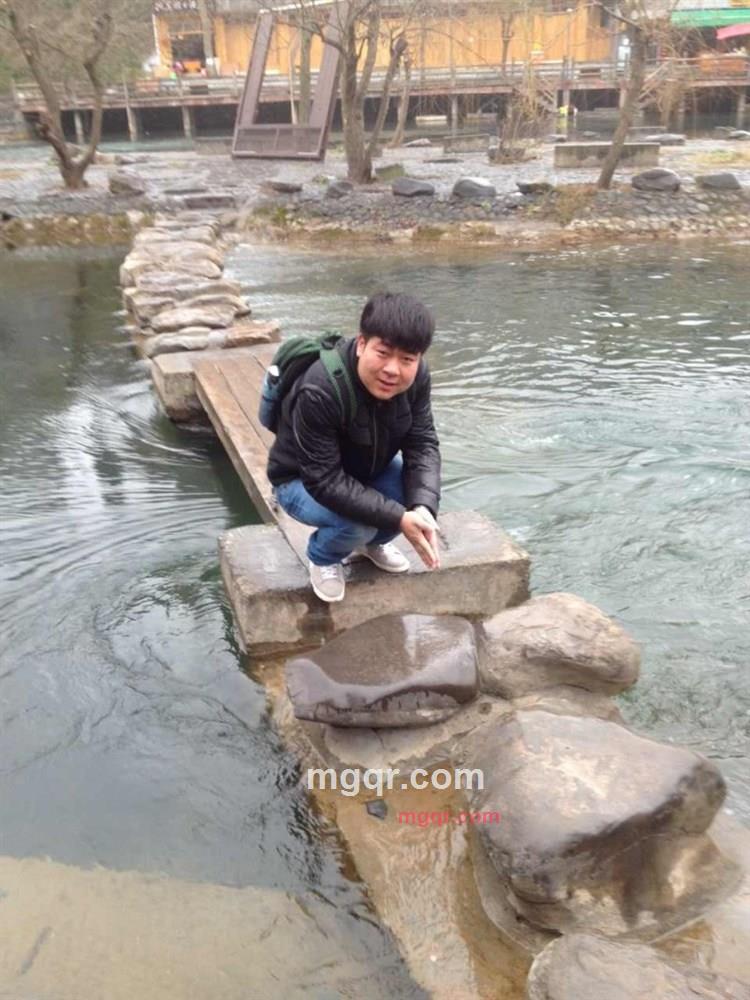 欲望蛊惑人心i的第8张照片