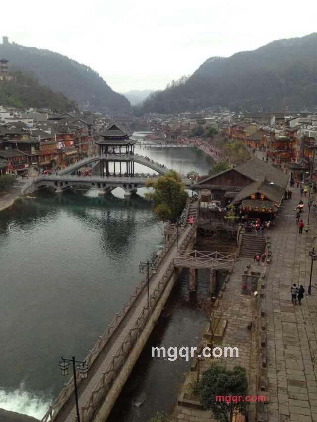 欲望蛊惑人心i的第7张照片