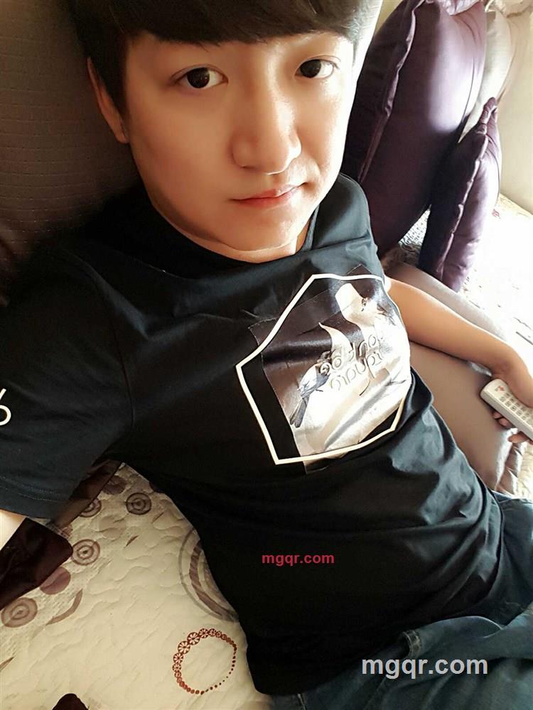 很纯很暧昧的第1张照片