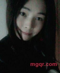 小妮子爱吃鱼的第1张照片