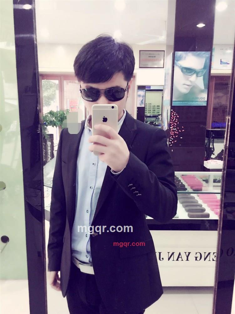 有点涩涩的的第1张照片