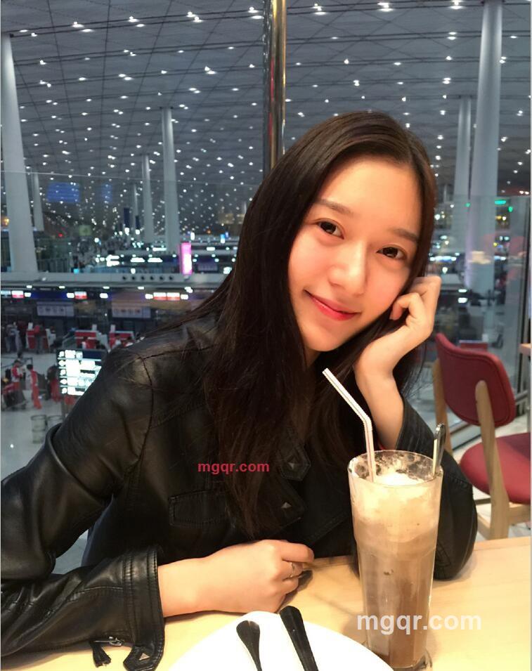 萱鸢的第2张照片