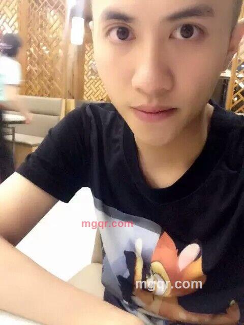 原谅我的词穷、的第3张照片