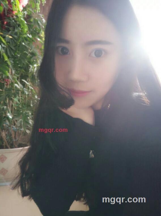 空房间的自己的第4张照片