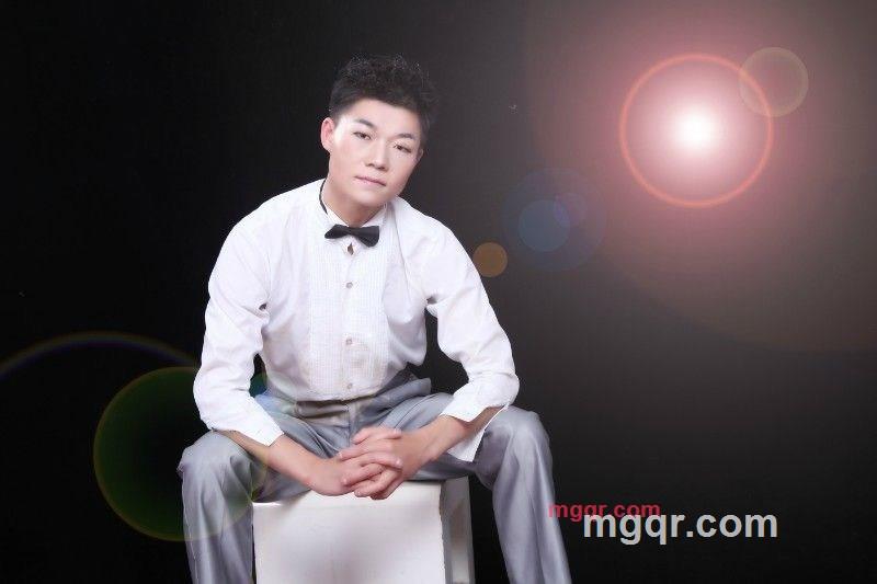 你的眼角流着我的泪的第1张照片