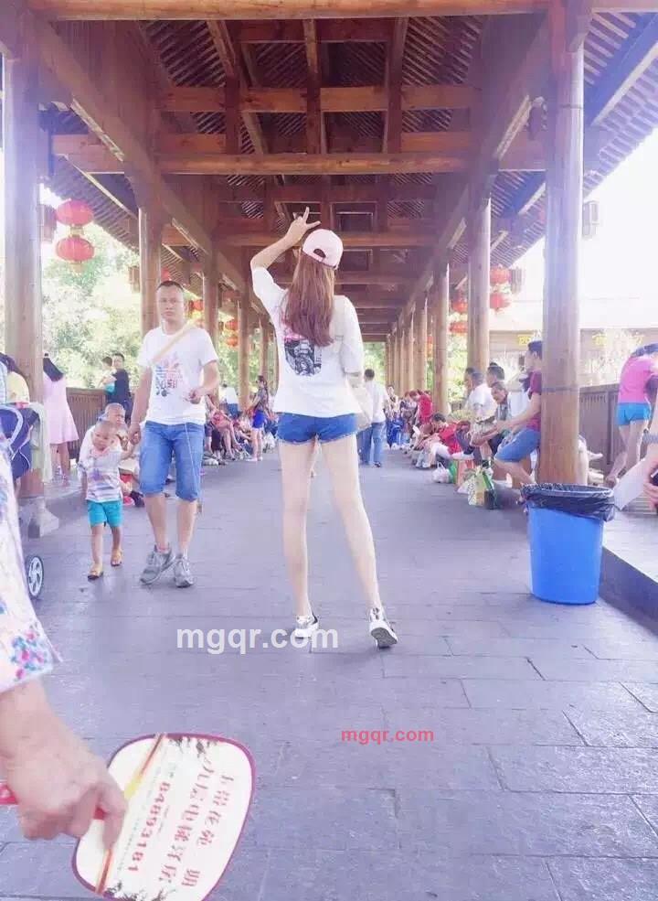 初初见你-的第1张照片