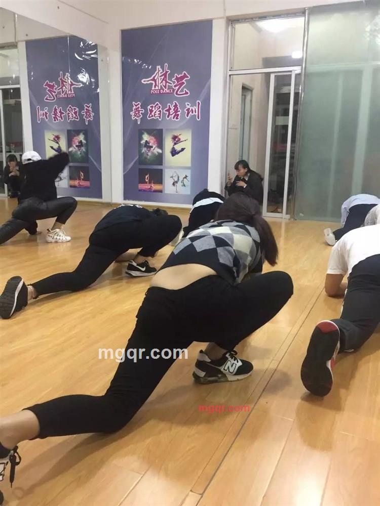 叫我红姐的第2张照片