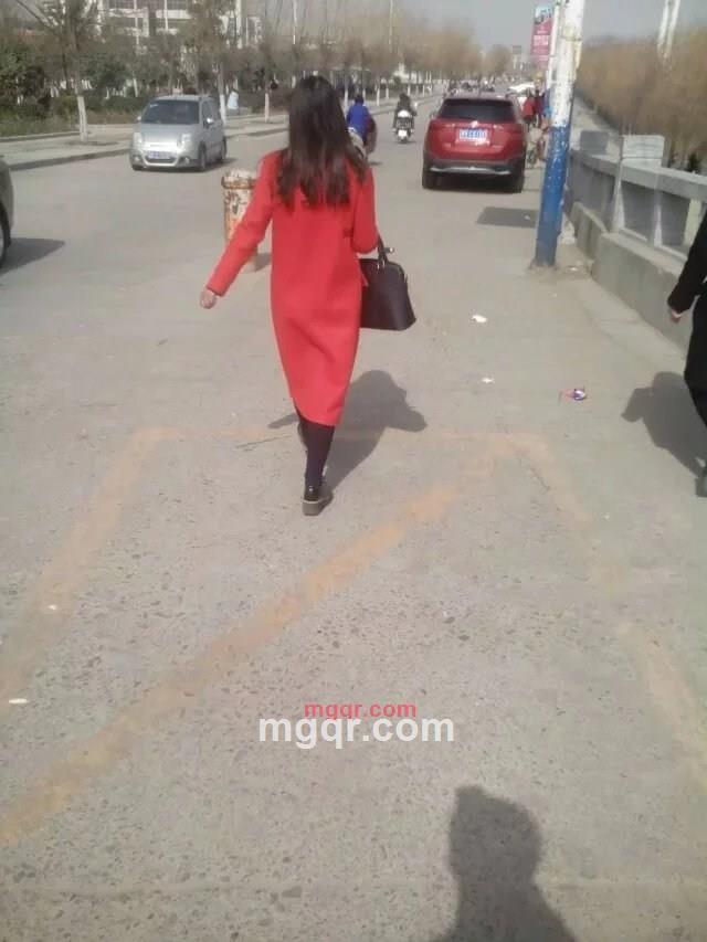 长腿妹子的第1张照片