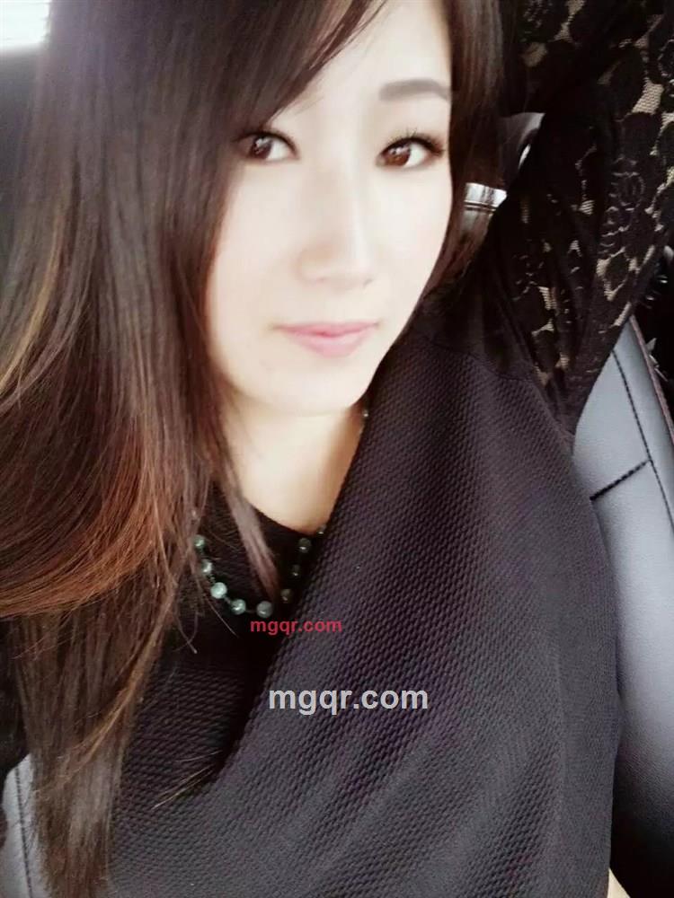 暗夜的玫瑰的第1张照片