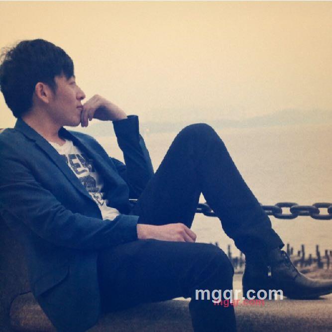 忧伤的布鲁斯的第1张照片