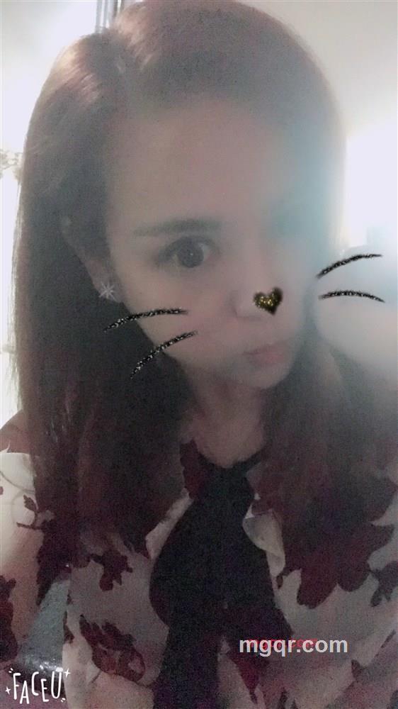 何飘飘的第8张照片