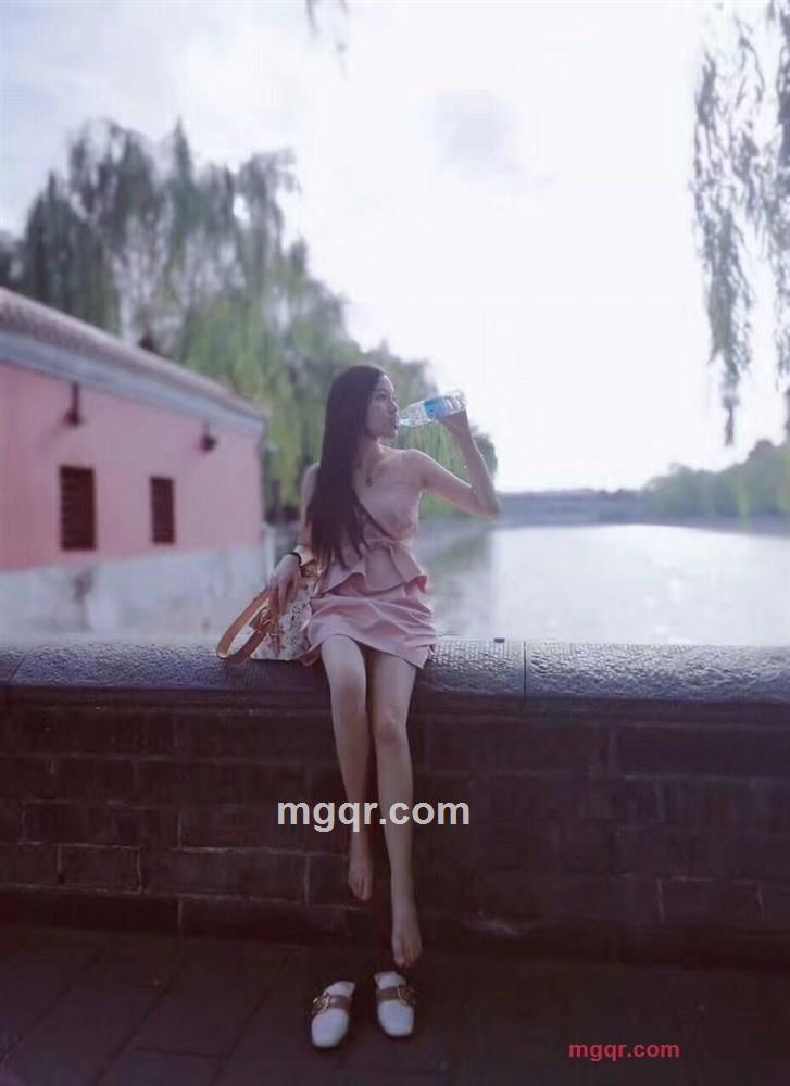 荷叶小露的第2张照片