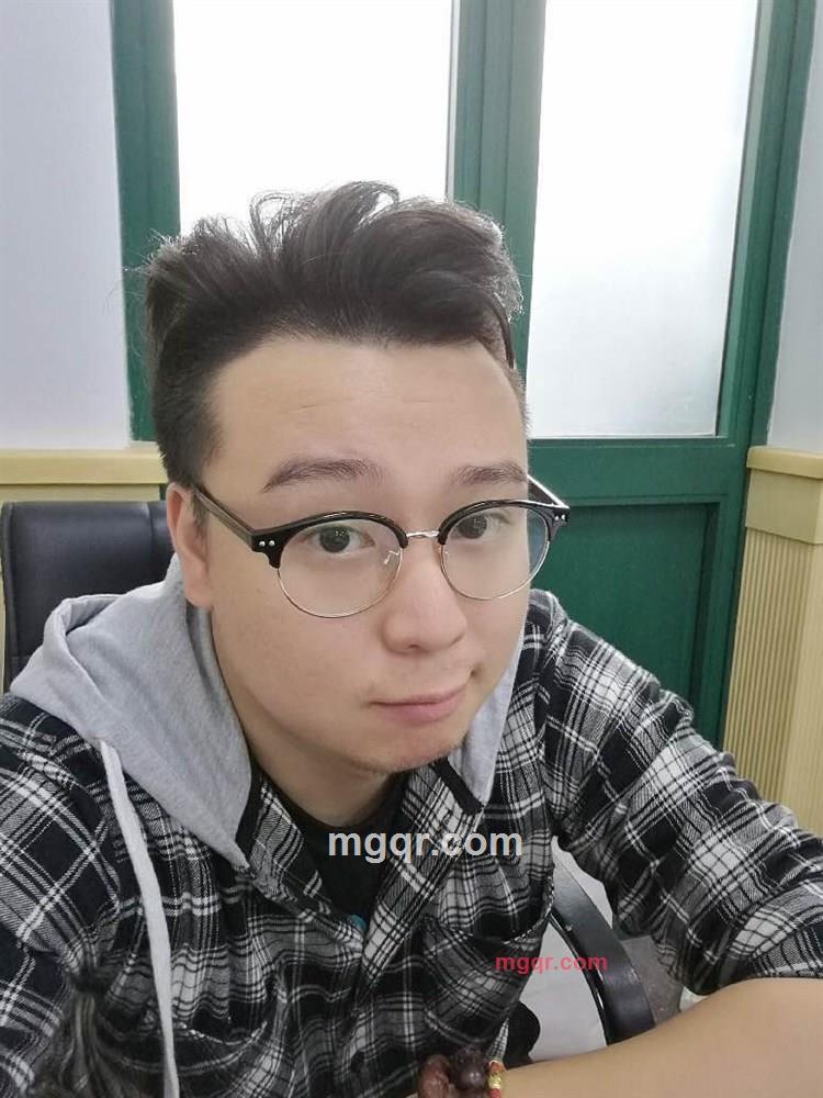 无聊的小夜风的第2张照片