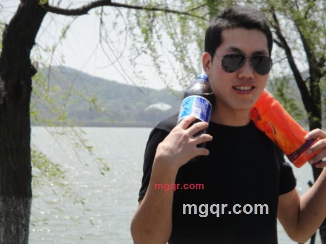 日穿钢板&的第1张照片