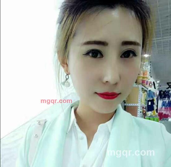 小手一挥爱谁谁的第4张照片