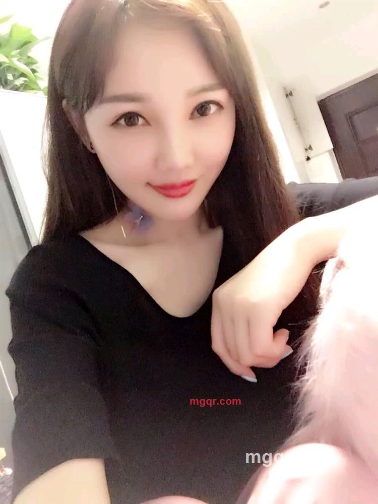 浅蓝色的第2张照片