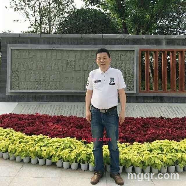 深秋的坏男人的第1张照片