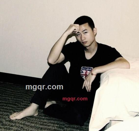 意酒路龄路路路霸武思的第1张照片