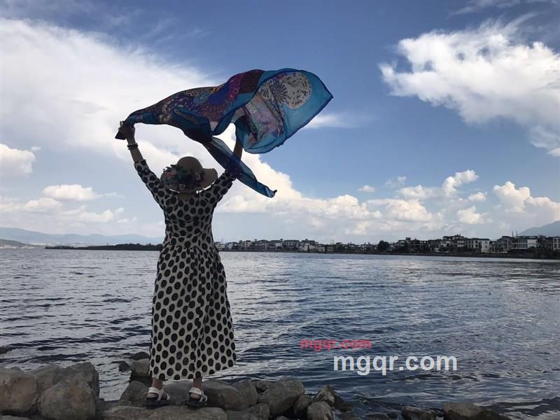 羽裳751229的第1张照片