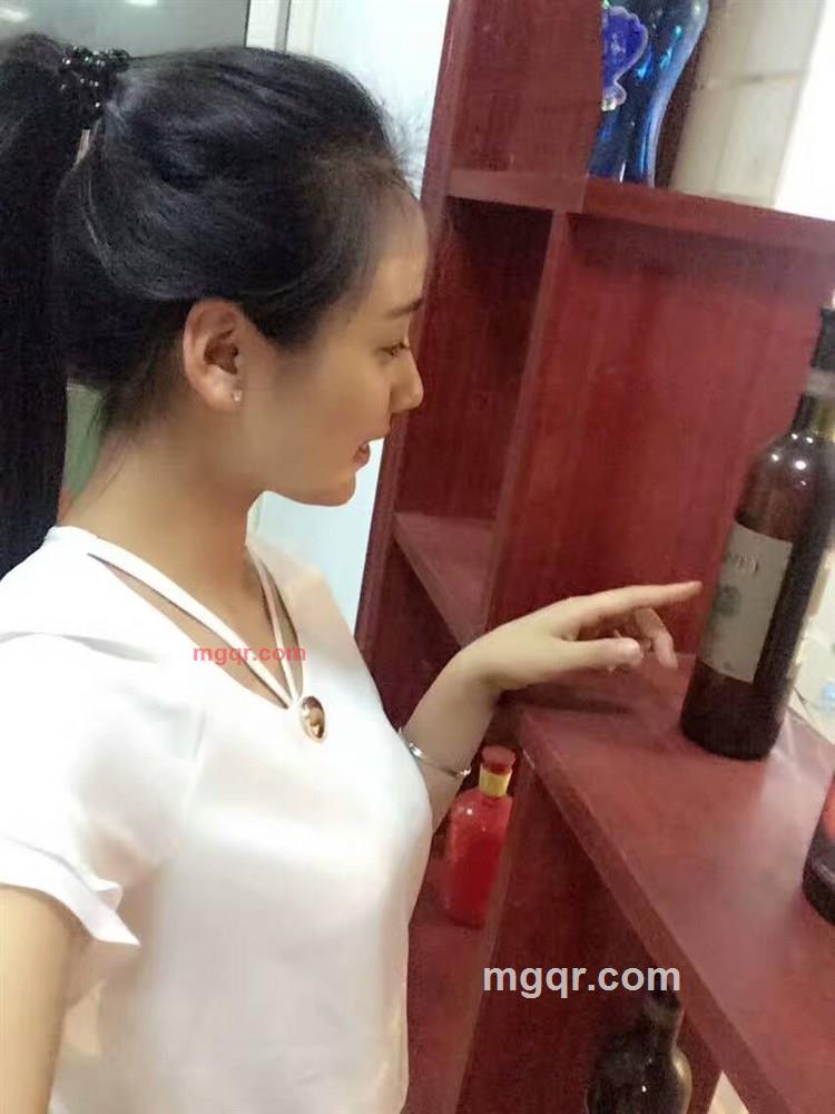 何必讷的第8张照片