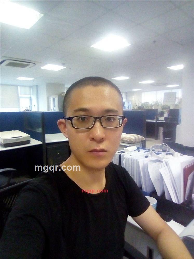 等阳光雪人的第1张照片