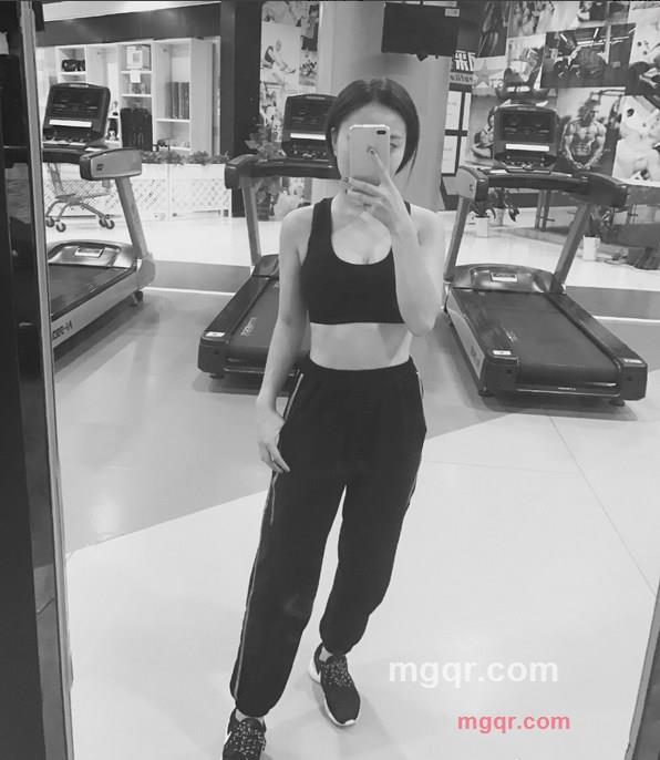 伊婕的第1张照片