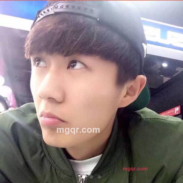 爱在两腿间的第2张照片