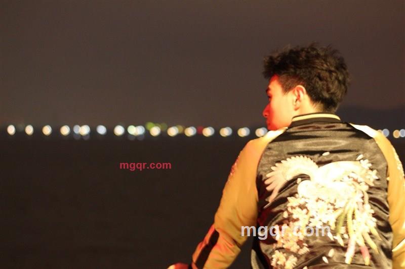 趁热来一发的第2张照片