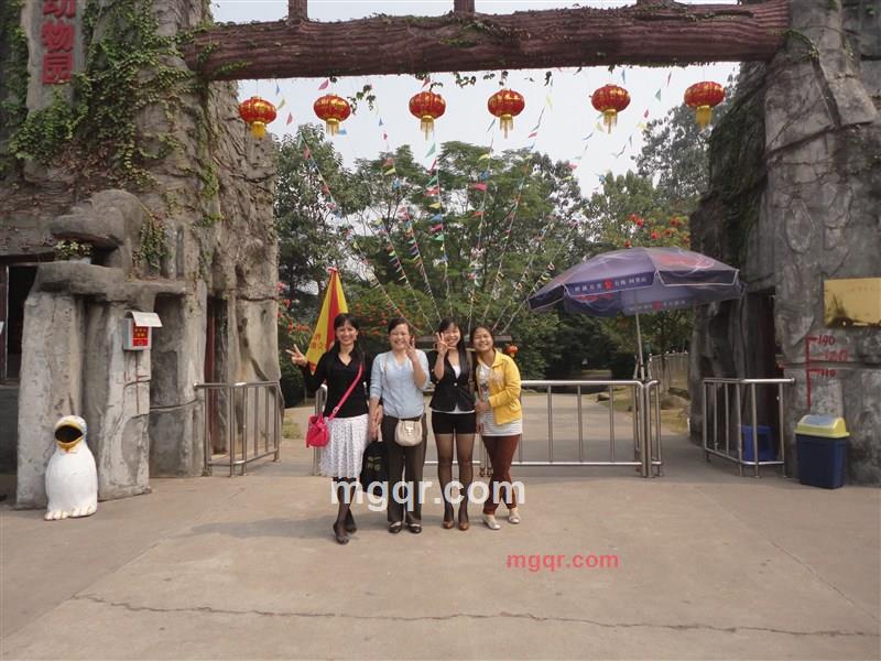 夜色空虚的第1张照片