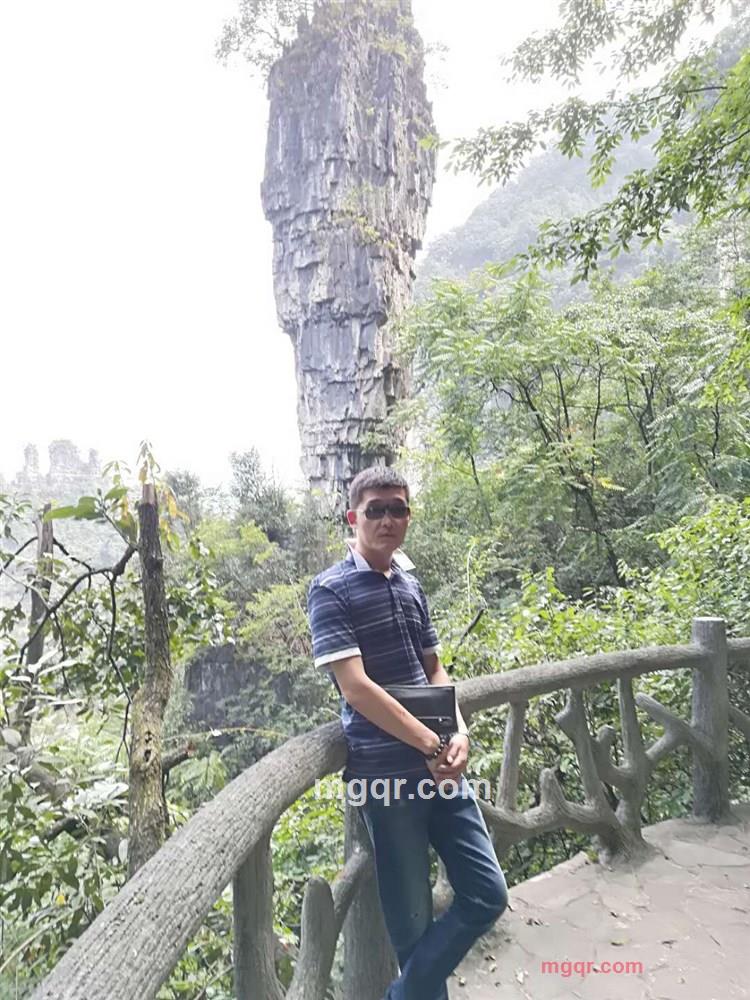 蓝本色的第1张照片