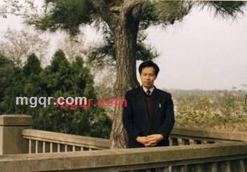 江南牧师的第2张照片