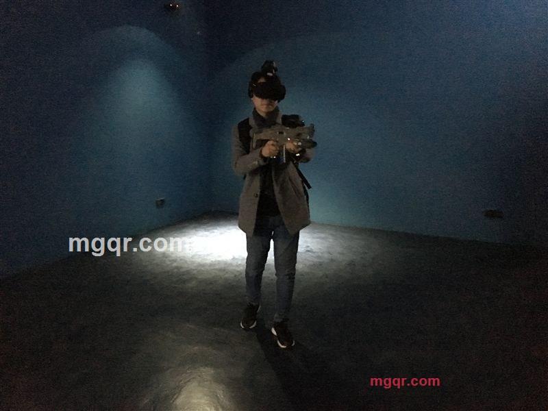 严 。。。。的第1张照片