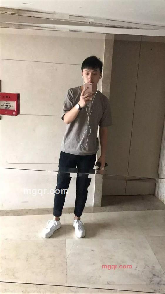 LiYongHu的第1张照片