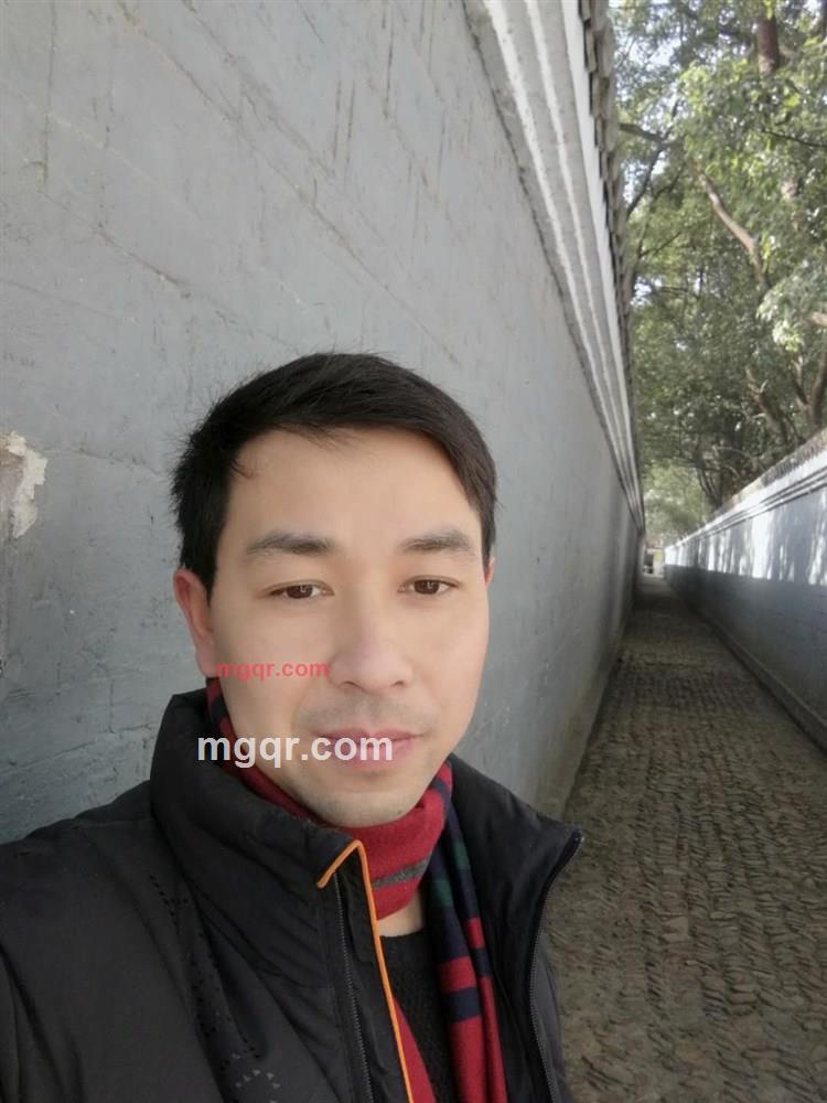 房成龙的第1张照片