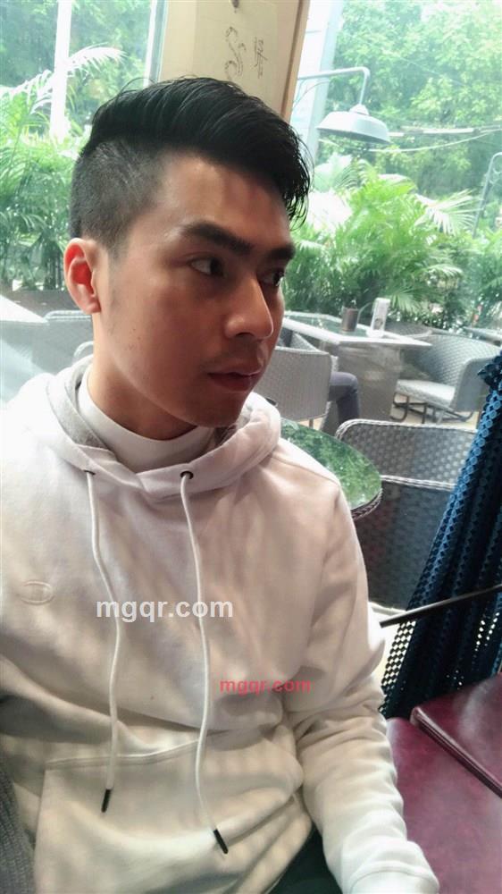 成熟大叔的故事的第1张照片