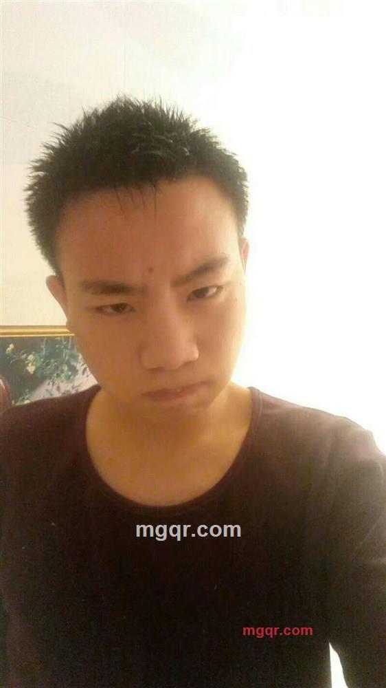 爱在哪的第1张照片