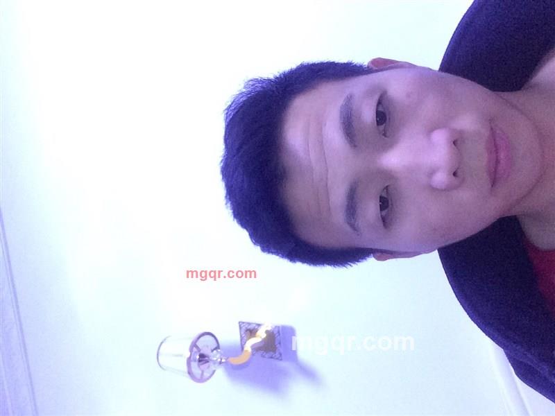 黑夜的狼的第1张照片