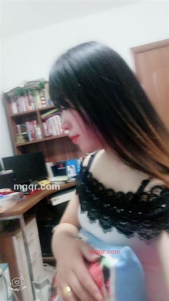 小妖精的第1张照片