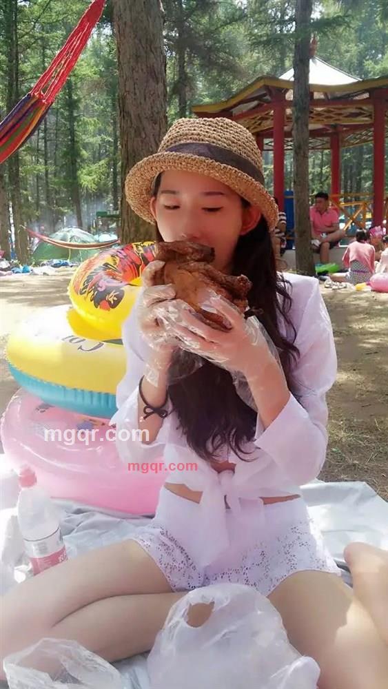 沐光下の汝姑娘的第8张照片