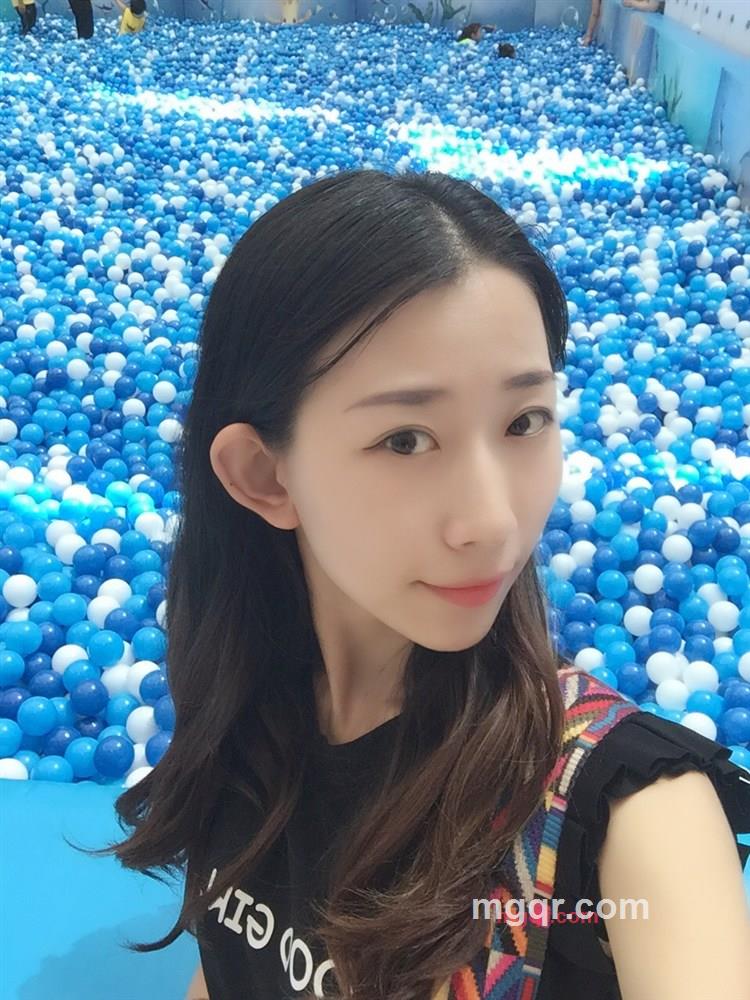 沐光下の汝姑娘的第2张照片