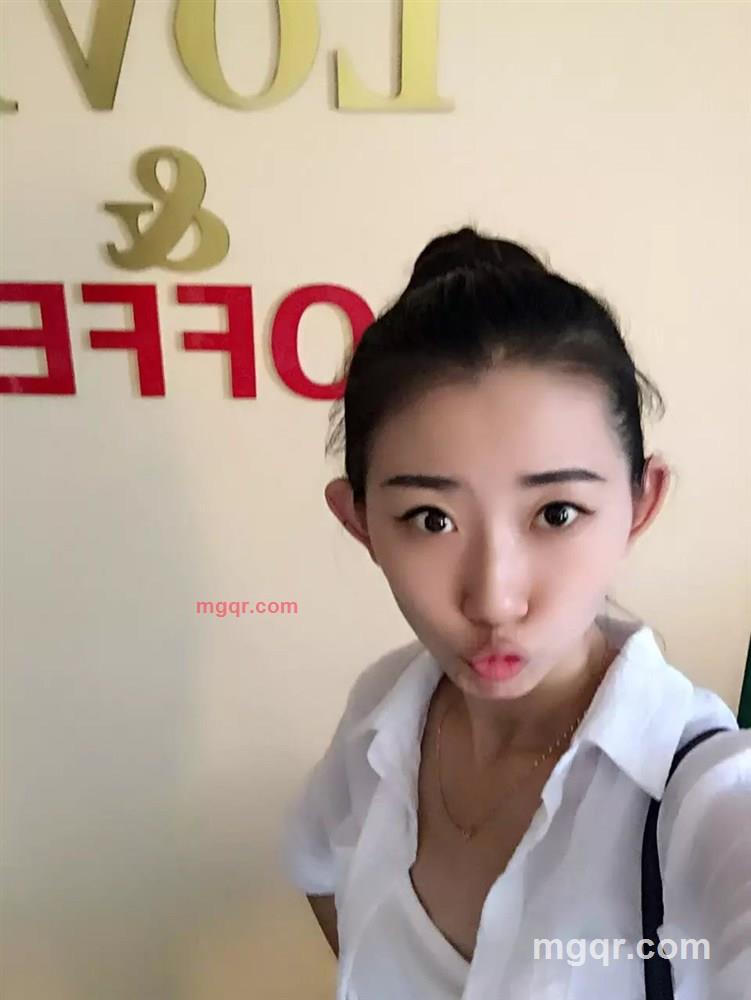 沐光下の汝姑娘的第5张照片