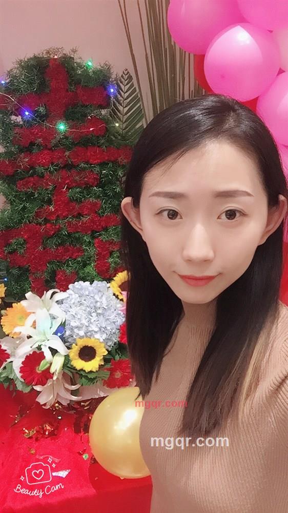 沐光下の汝姑娘的第1张照片