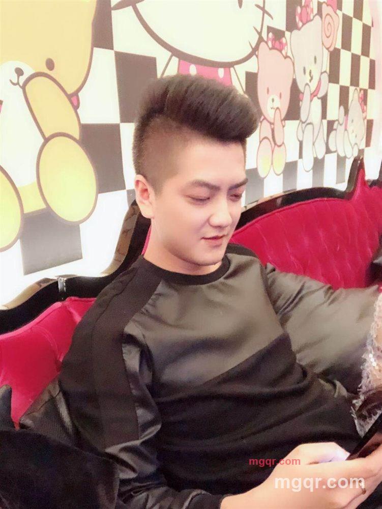 许多年以后的第2张照片