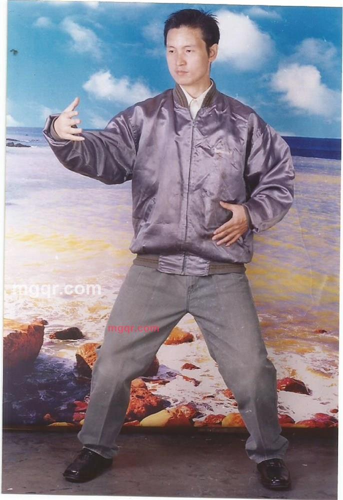 椅山弋子的第3张照片