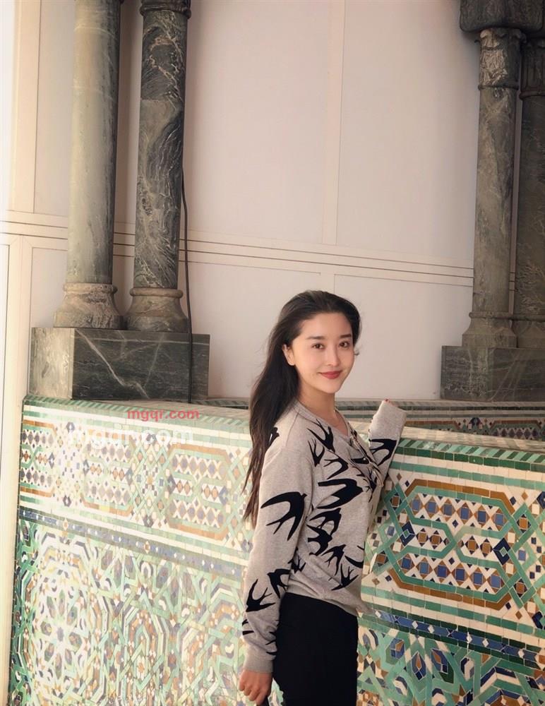 唐冰___的第1张照片