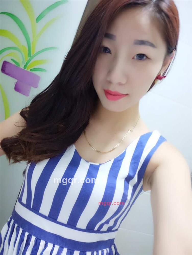 夜色玫瑰1的第1张照片