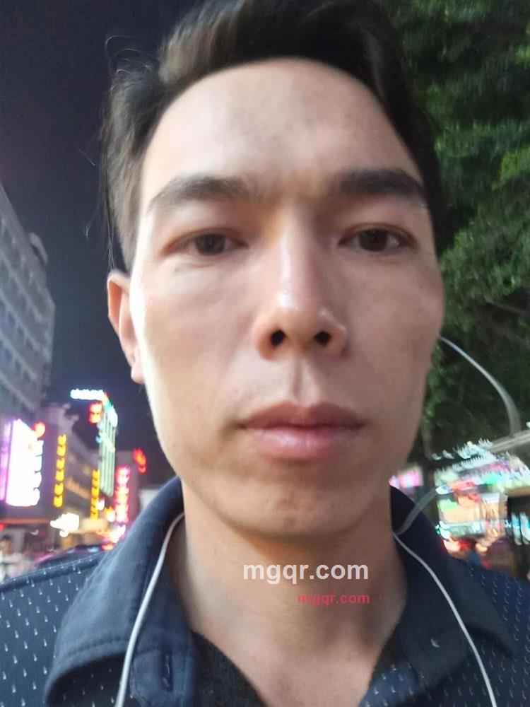 绅士的第1张照片