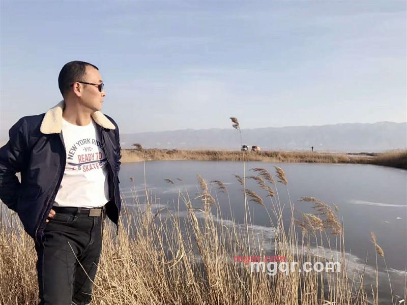 叶博1452的第4张照片