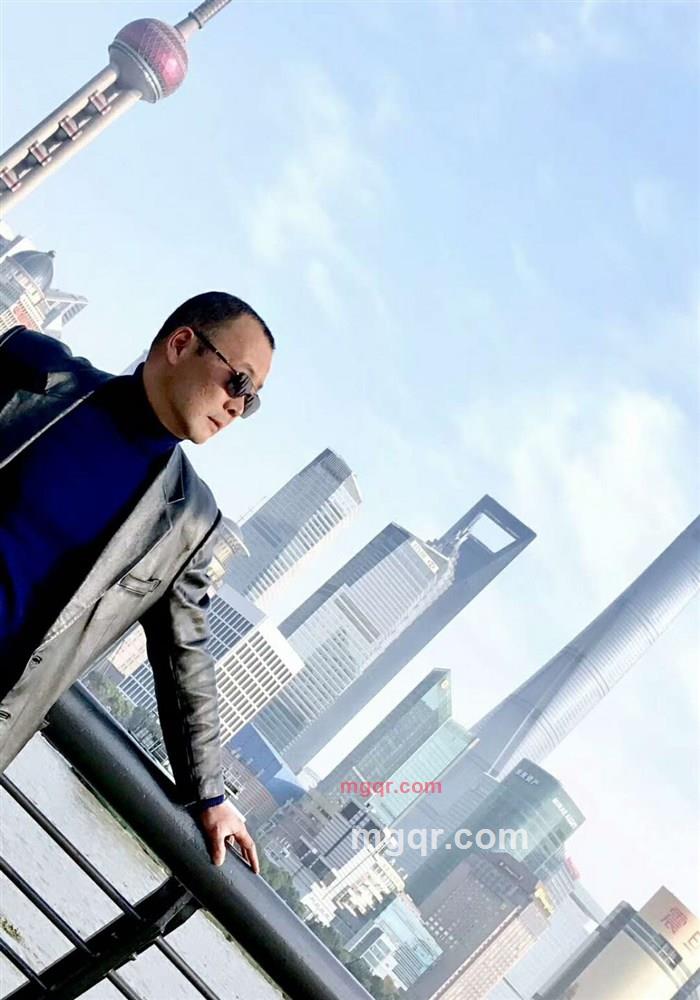 叶博1452的第3张照片